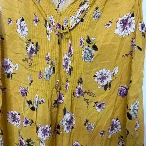 Torrid Yellow Floral Flutter Sleeve Tank Blouse 0 0X 12 - Picture 5 of 6